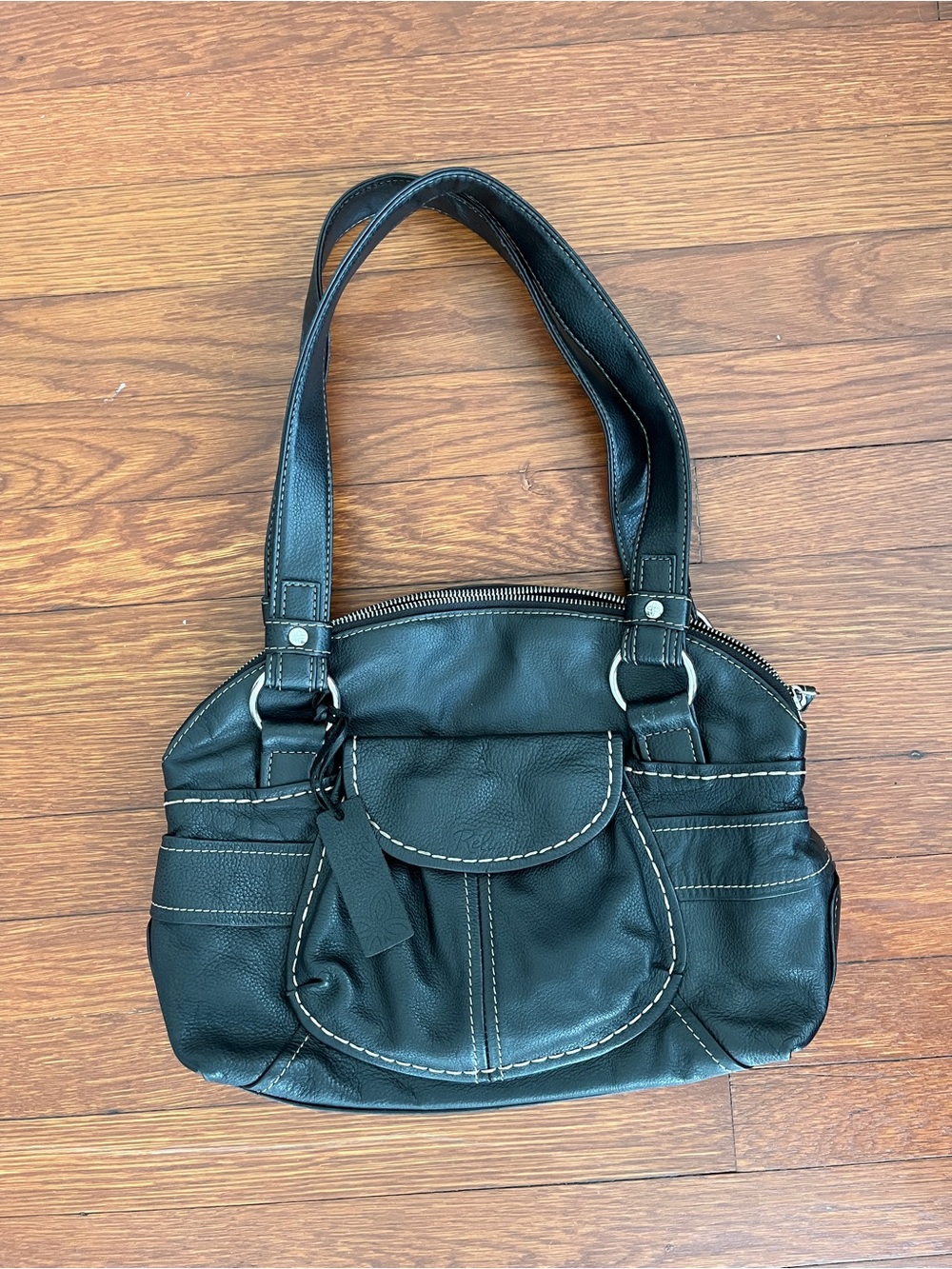 Leather Black Shoulder Bag with Contrast Stitching